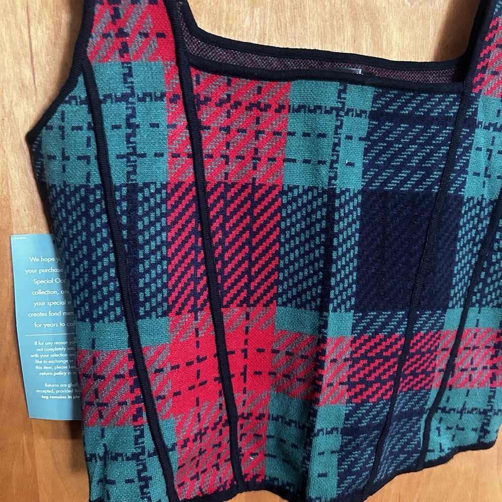 Johnny Wujek Plaid Womens XL Top New With Tags Holiday Red Green Crop - Picture 3 of 7